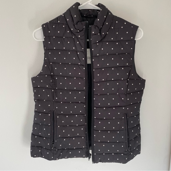 NWT Colebrook Woman’s Small Black Polka Dot Sleeveless Puff Vest - Picture 3 of 8